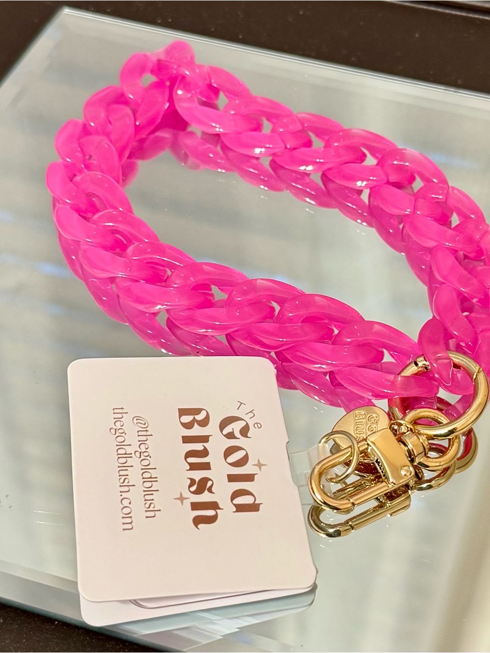 BNWT Gold Blush Hit  Pink Phone Chain